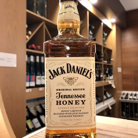Jack Daniel’s Tennessee Honey Whiskey