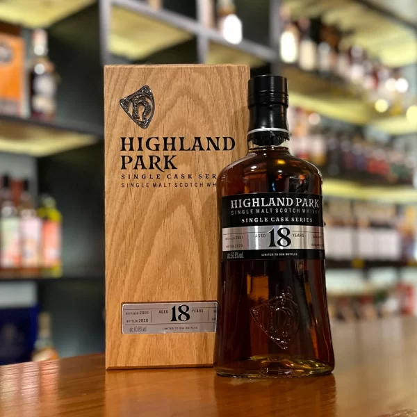 Highland Park 18letá single malt skotská whisky k prodeji online v Praze Česká republika