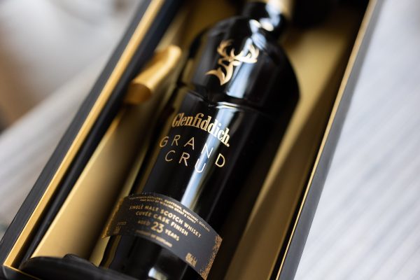 Glenfiddich 23 ans Grand Cru Scotch Whisky en vente en ligne à Genève, Suisse