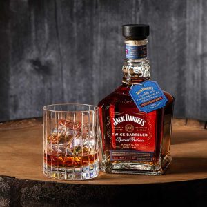 Obtenez la sortie spéciale 2022 de Jack Daniels Twice Barreled en ligne en vente à Quebec Canada