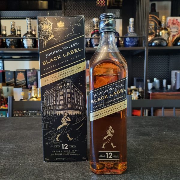 Whisky écossais Johnnie Walker Black Label en vente en ligne à Monaco