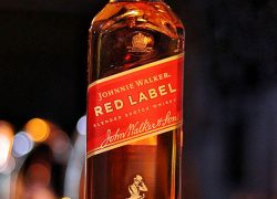 Johnnie Walker Red Label Blended Scotch Whisky